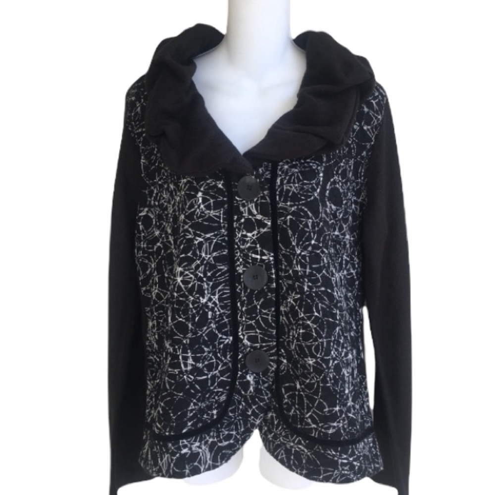 NWT Retro Black Eggshell Knit Jacket Ruffle Collar JM Collection Size Medium